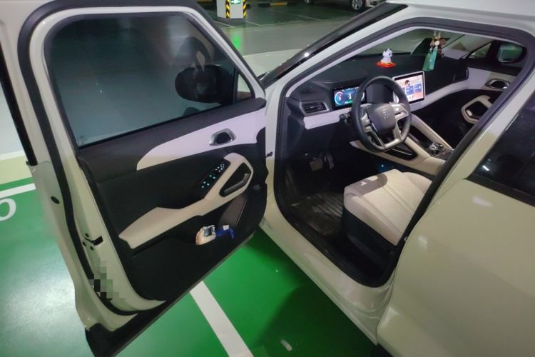 Used BYD Yuan UP 2024 401 km Active Version Driver Seat