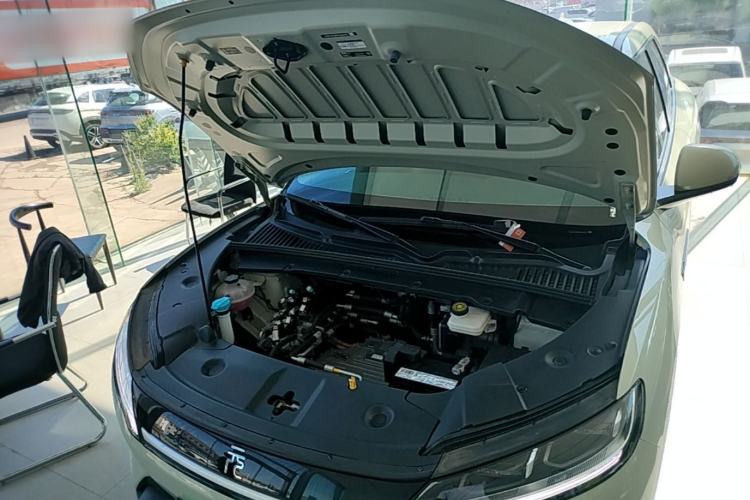 Used BYD Yuan UP 2024 401KM Leading Edition Engine Bay