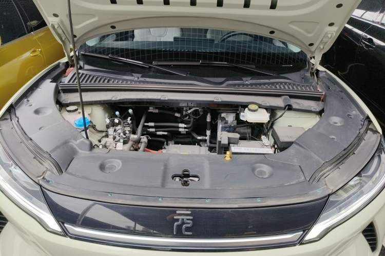 Used BYD Yuan UP 2024 301KM Leading Edition Engine Bay