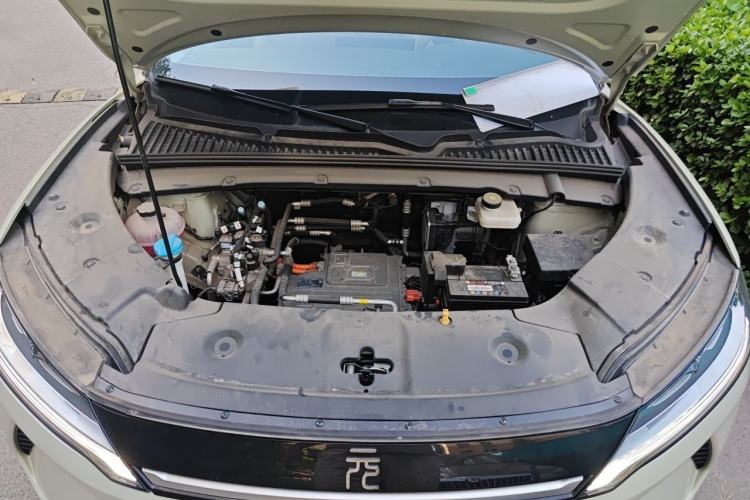Used BYD Yuan UP 2024 401KM Leading Edition Engine Bay