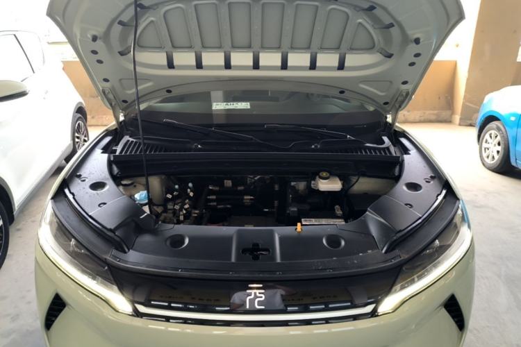 Used BYD Yuan UP 2024 401KM Leading Edition Engine Bay