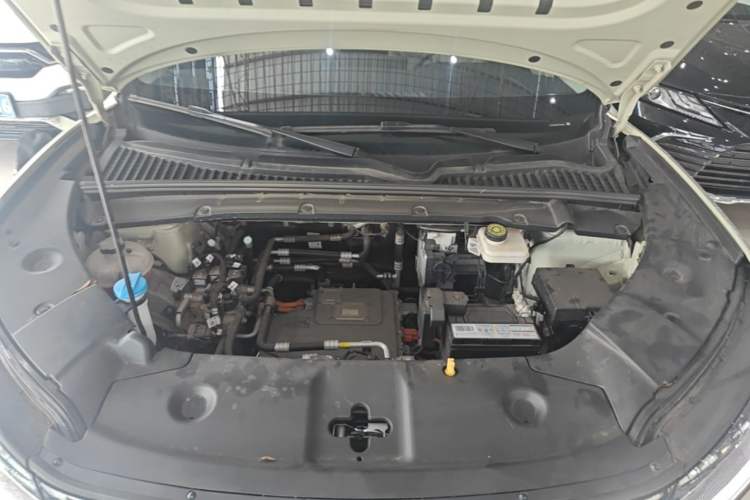 Used BYD Yuan UP 2024 401KM Leading Edition Engine Bay