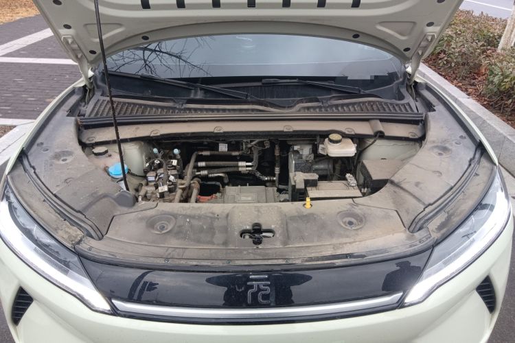 Used BYD Yuan UP 2024 401KM Leading Edition Engine Bay
