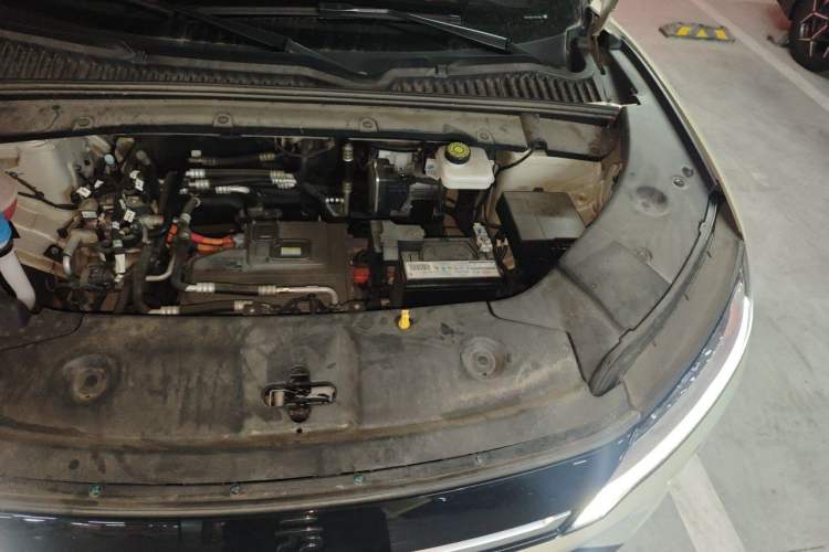 Used BYD Yuan UP 2024 401 km Active Version Engine Bay Left