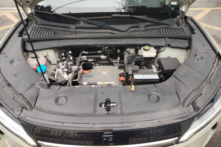 Used BYD Yuan UP 2024 401KM Leading Edition Engine Bay