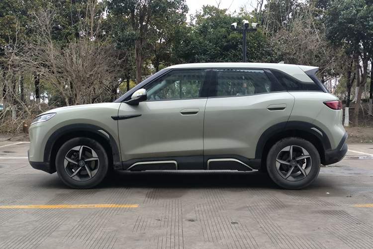 Used BYD Yuan UP 2024 401KM Leading Edition Exterior 9