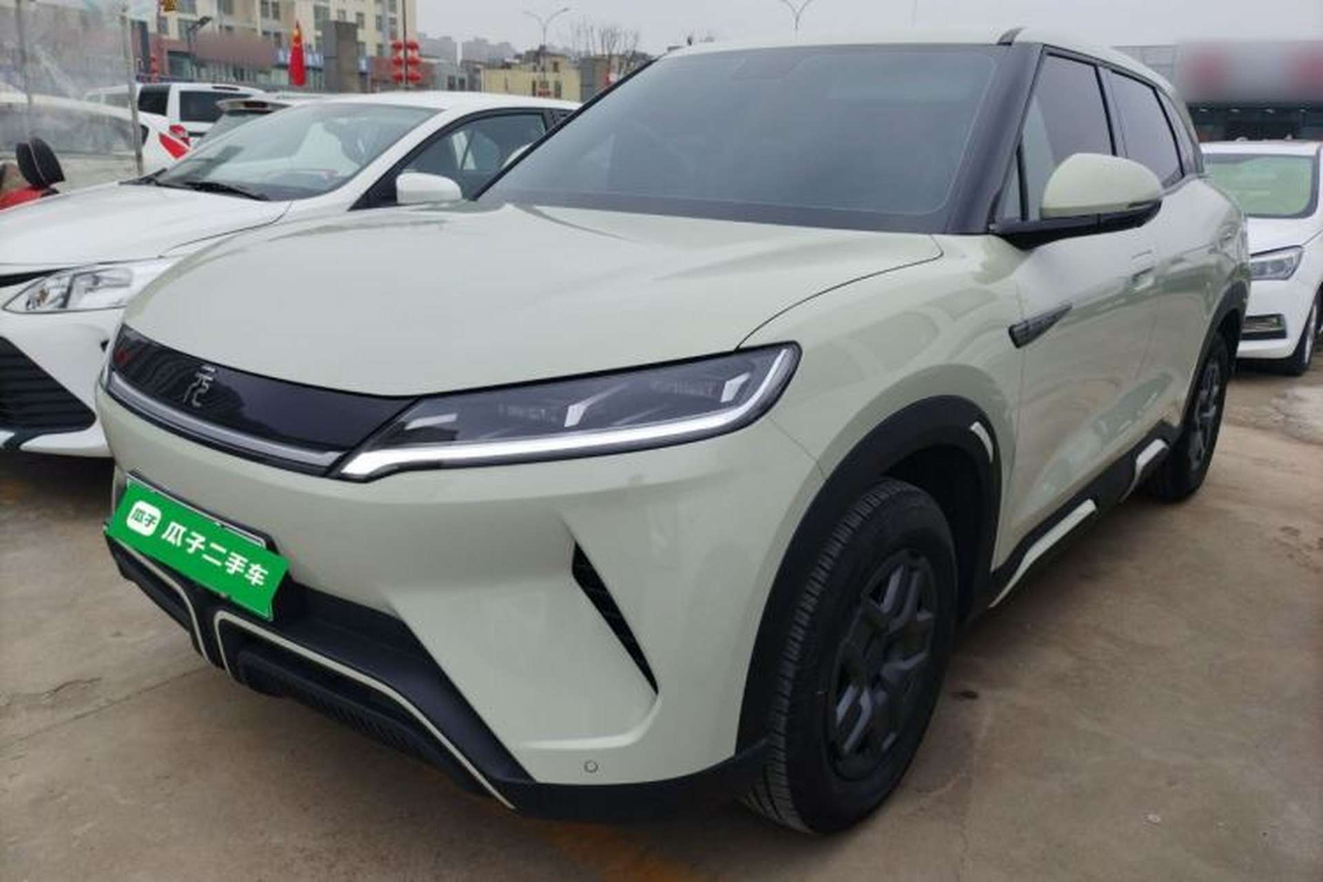 Used BYD Yuan UP 2024 401 km Active Version Front Left 45 Deg
