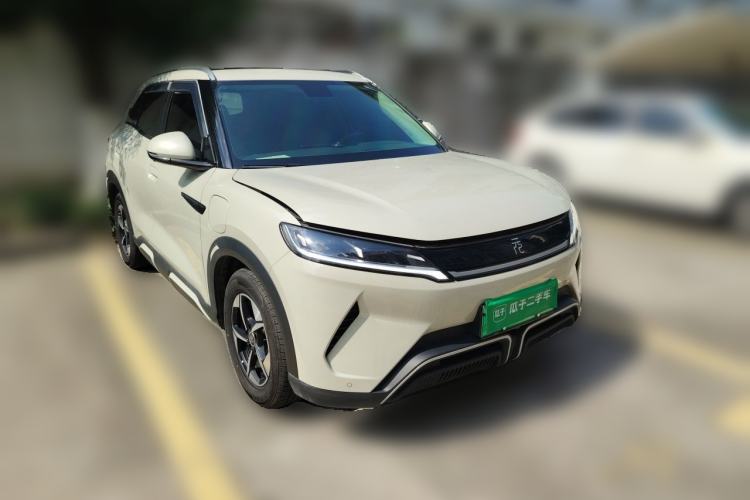 Used BYD Yuan UP 2024 401KM Beyond Edition Front Right 45 Deg