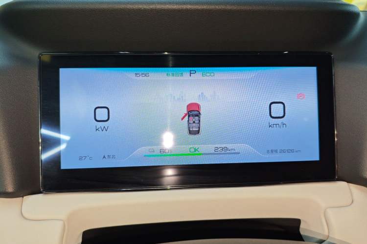 Used BYD Yuan UP 2024 401KM Beyond Edition Instrument Cluster