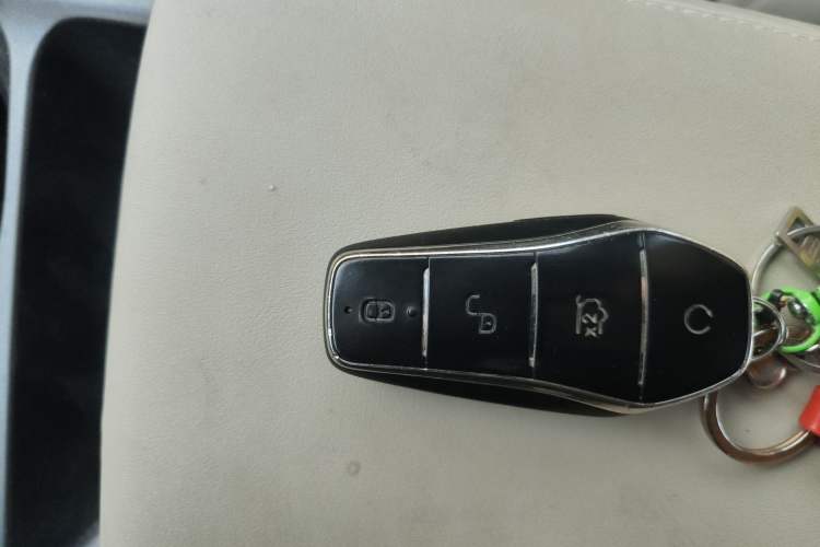 Used BYD Yuan UP 2024 401KM Leading Edition Interior 1