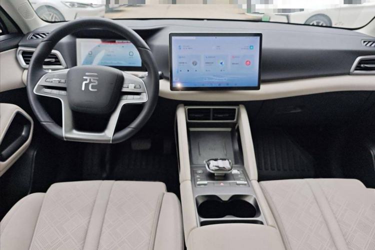 Used BYD Yuan UP 2024 401KM Beyond Edition Interior 1