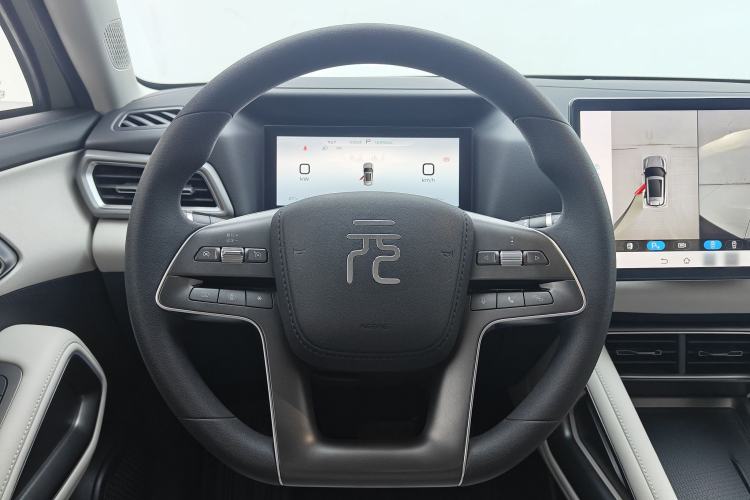 Used BYD Yuan UP 2024 401KM Leading Edition Interior 6