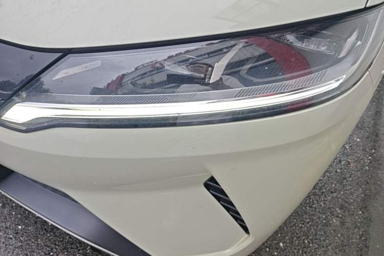 Used BYD Yuan UP 2024 401 km Active Version Left Front Headlight
