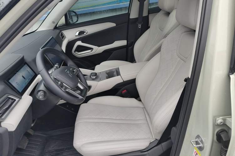 Used BYD Yuan UP 2024 401KM Beyond Edition Left Front Seat