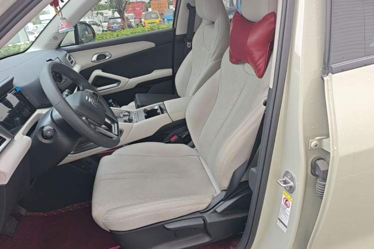 Used BYD Yuan UP 2024 401 km Active Version Left Front Seat