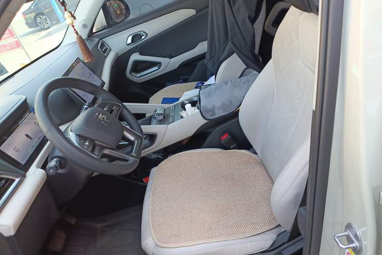 Used BYD Yuan UP 2024 401 km Active Version Left Front Seat