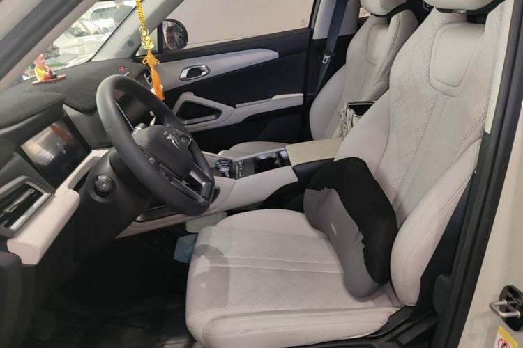 Used BYD Yuan UP 2024 401 km Active Version Left Front Seat