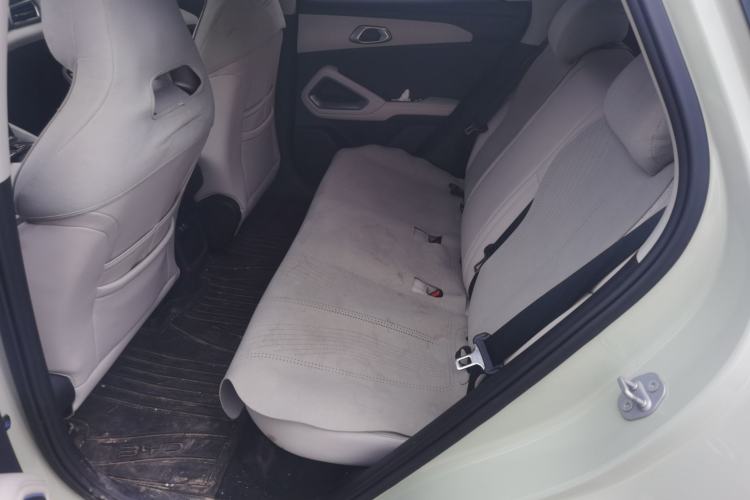Used BYD Yuan UP 2024 401 km Active Version Left Rear Seat