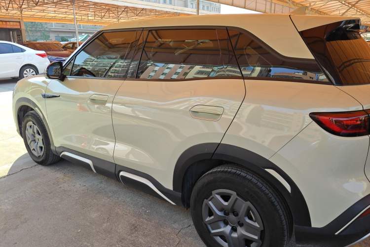 Used BYD Yuan UP 2024 401 km Active Version Left Side