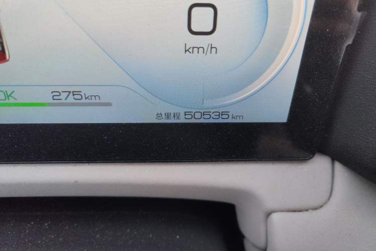 Used BYD Yuan UP 2024 401KM Leading Edition Odometer Close Up