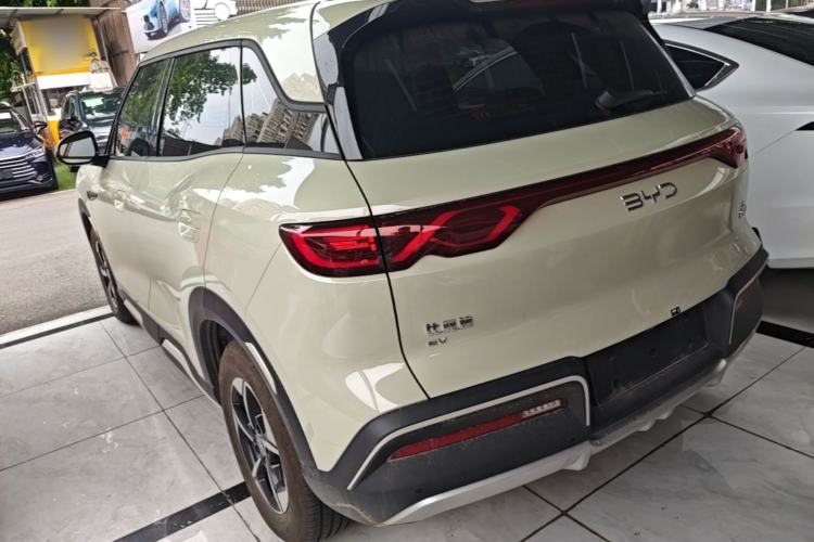 Used BYD Yuan UP 2024 401KM Leading Edition Rear Left 45 Deg