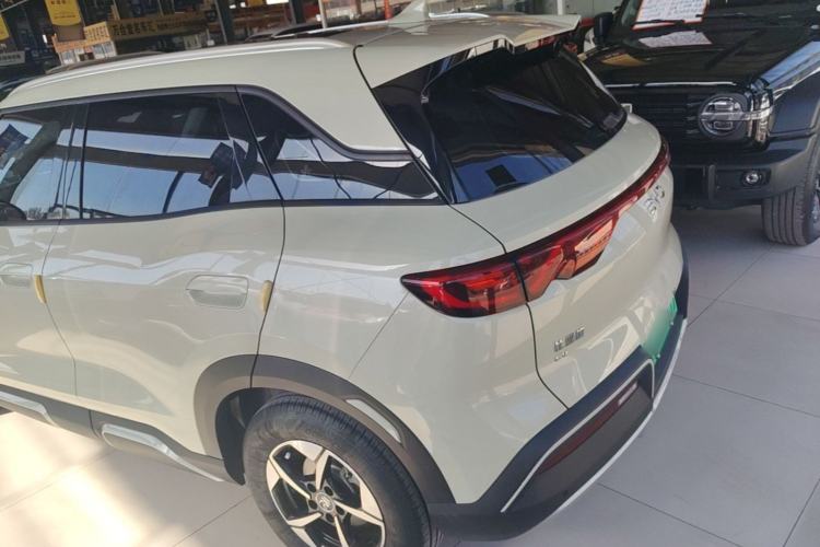 Used BYD Yuan UP 2024 401KM Beyond Edition Rear Left 45 Deg