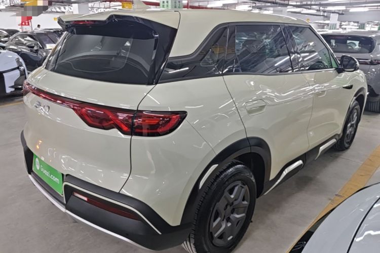 Used BYD Yuan UP 2024 401 km Active Version Rear Right 45 Deg