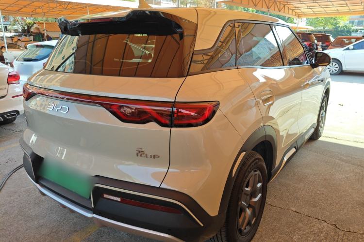 Used BYD Yuan UP 2024 401 km Active Version Rear Right 45 Deg