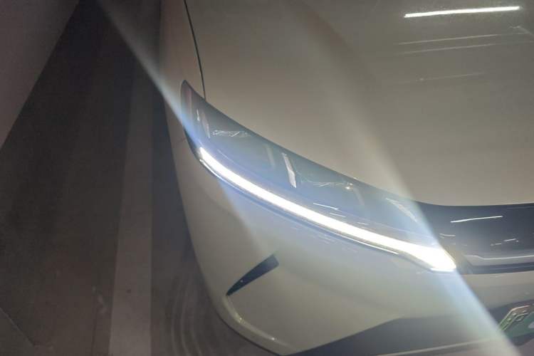 Used BYD Yuan UP 2024 401 km Active Version Right Front Headlight