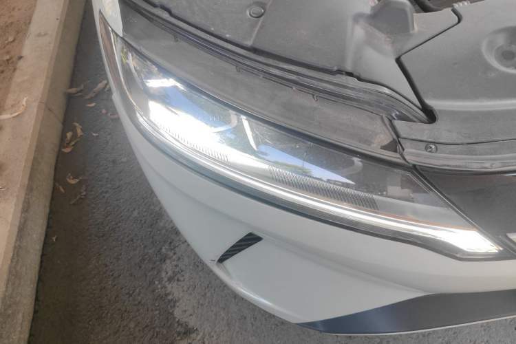 Used BYD Yuan UP 2024 401KM Leading Edition Right Front Headlight