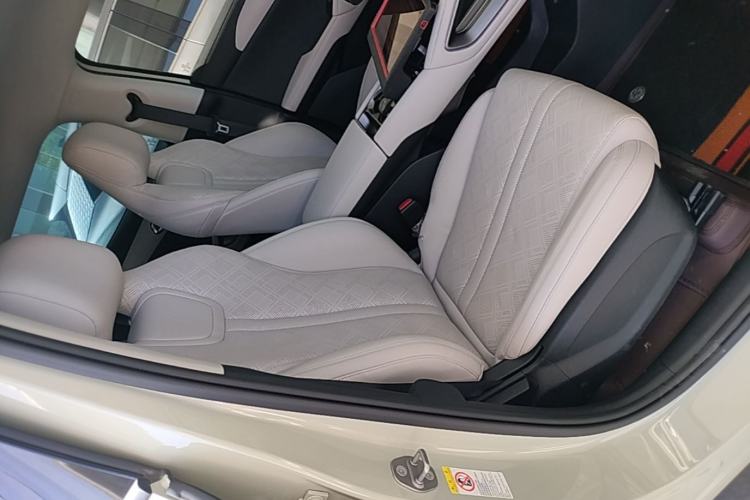 Used BYD Yuan UP 2024 401KM Leading Edition Right Front Seat