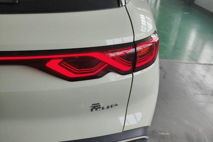 Used BYD Yuan UP 2024 401KM Beyond Edition Right Rear Taillight