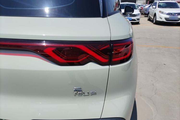 Used BYD Yuan UP 2024 401 km Active Version Right Rear Taillight
