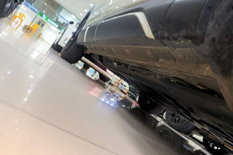 Used BYD Yuan UP 2024 401KM Leading Edition Right Side Sill