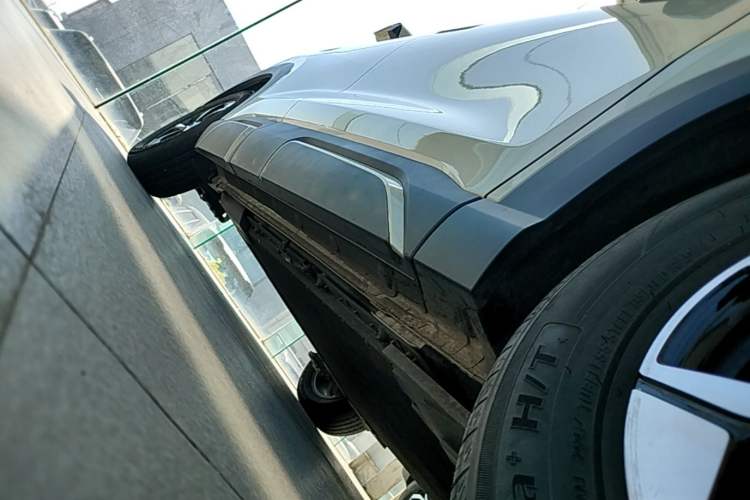 Used BYD Yuan UP 2024 401KM Leading Edition Right Side Sill