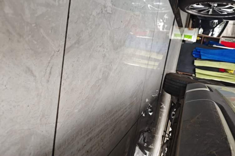 Used BYD Yuan UP 2024 401KM Leading Edition Right Side Sill