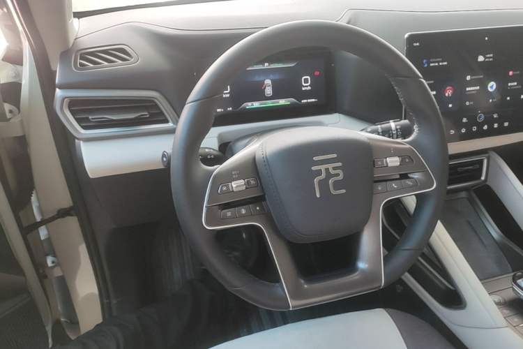 Used BYD Yuan UP 2024 401KM Beyond Edition Steering Wheel