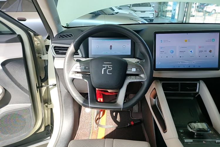 Used BYD Yuan UP 2024 401KM Leading Edition Steering Wheel