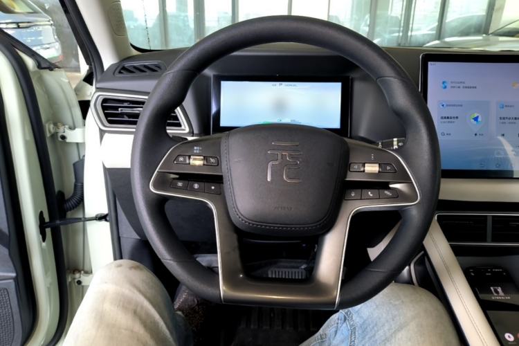 Used BYD Yuan UP 2024 401KM Leading Edition Steering Wheel