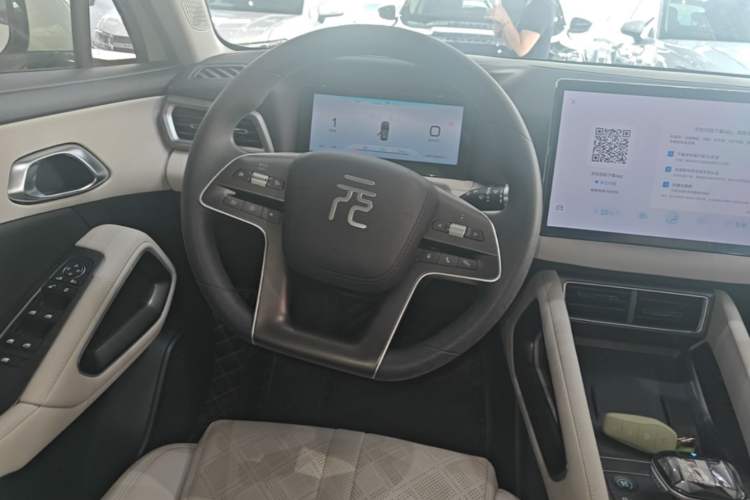 Used BYD Yuan UP 2024 401KM Leading Edition Steering Wheel