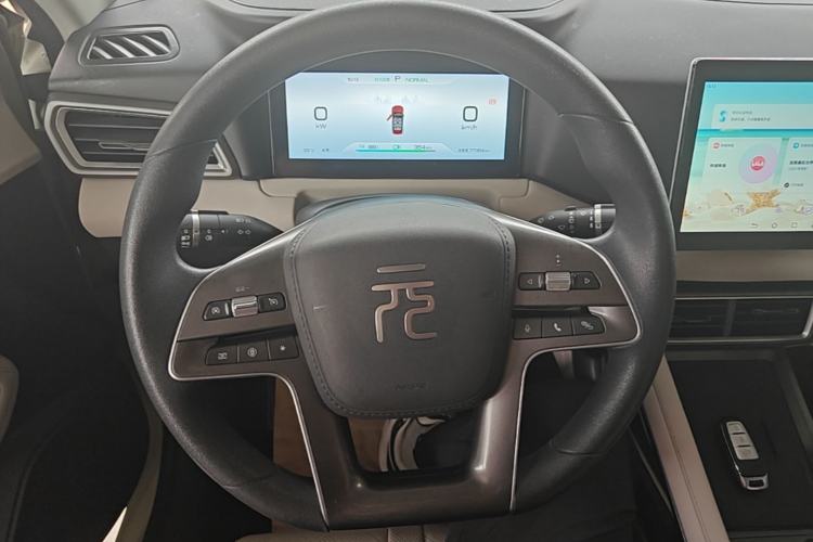Used BYD Yuan UP 2024 401 km Active Version Steering Wheel