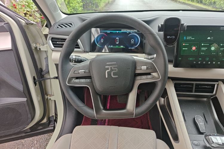 Used BYD Yuan UP 2024 401 km Active Version Steering Wheel