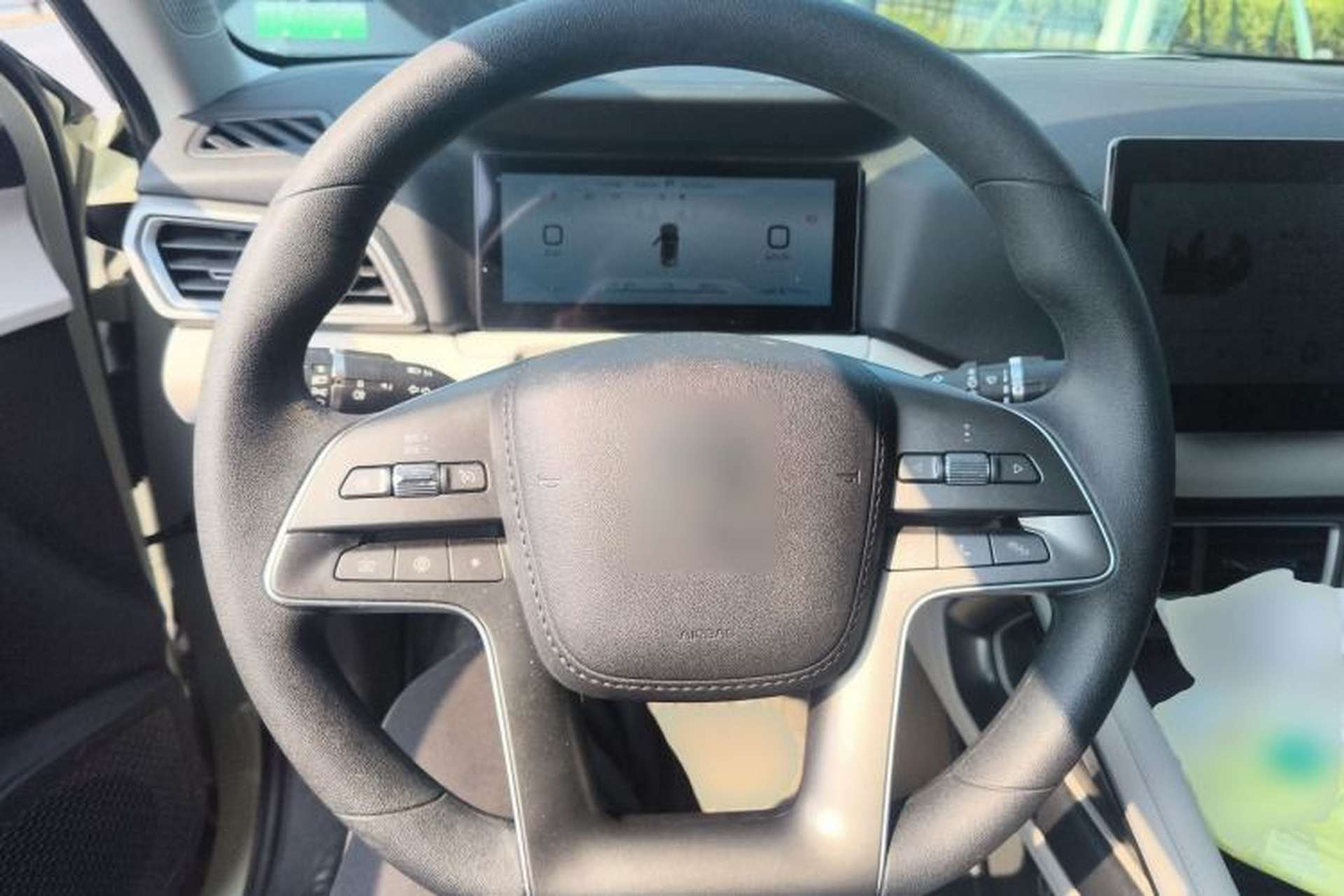 Used BYD Yuan UP 2024 401 km Active Version Steering Wheel