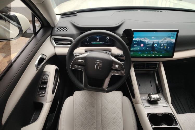Used BYD Yuan UP 2024 401KM Leading Edition Steering Wheel