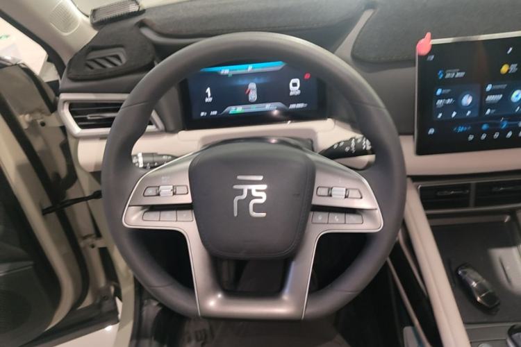 Used BYD Yuan UP 2024 401 km Active Version Steering Wheel