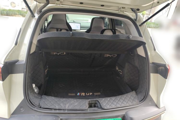 Used BYD Yuan UP 2024 401KM Beyond Edition Trunk