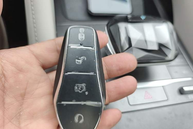 Used BYD Yuan UP 2024 401KM Beyond Edition Vehicle Key