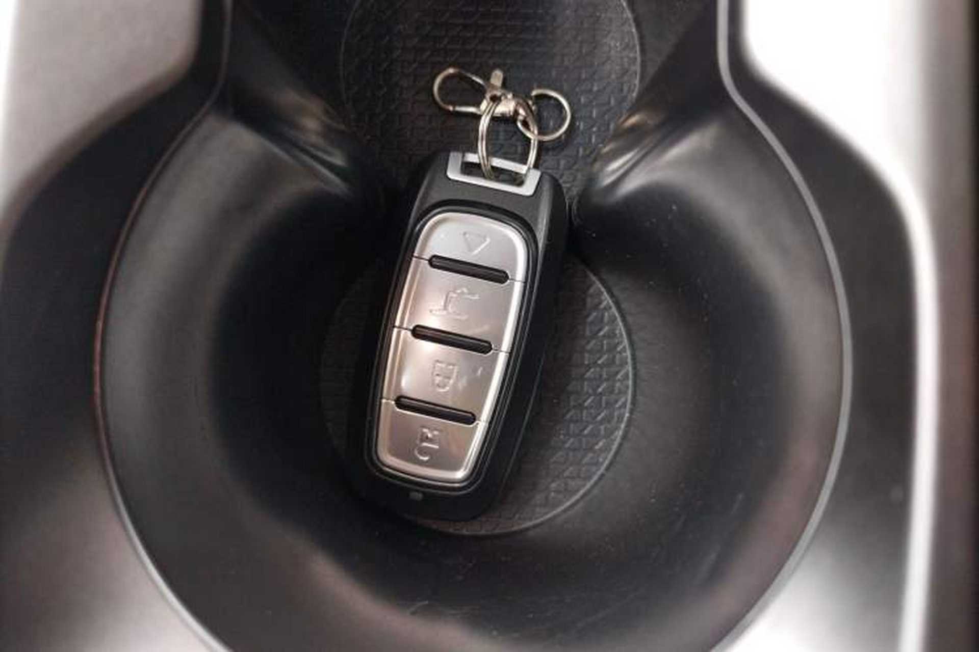 Used BYD Yuan UP 2024 401 km Active Version Vehicle Key