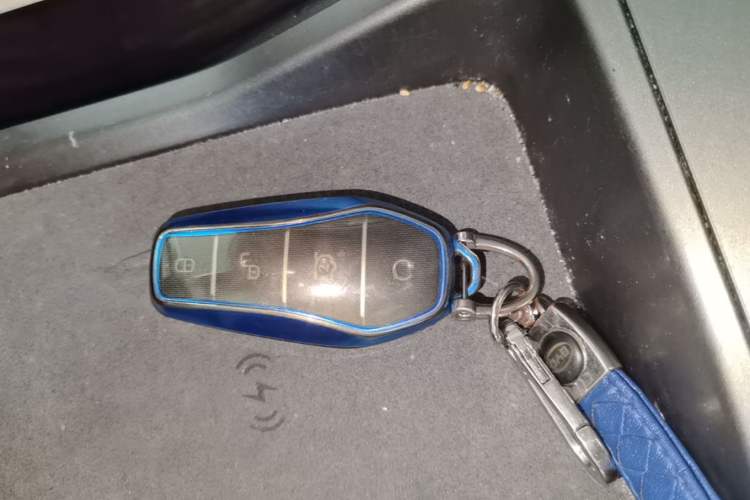 Used BYD Yuan UP 2024 401KM Beyond Edition Vehicle Key