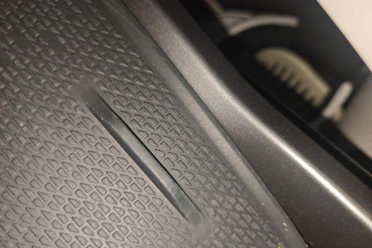 Used BYD Yuan UP 2024 401 km Active Version Vehicle Key